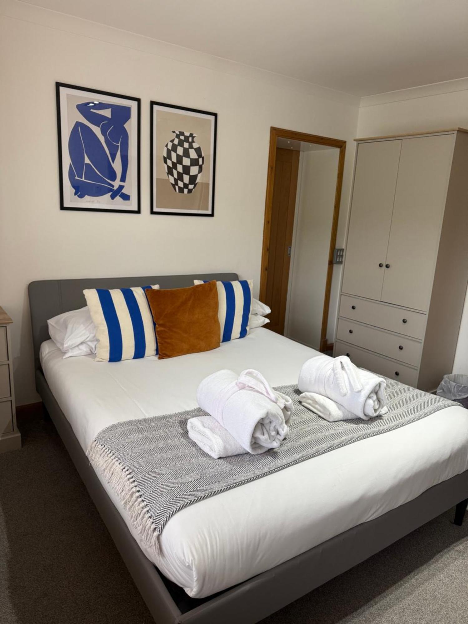 Highland - Ben View & Jacuzzi Bath Apartment *